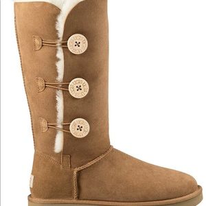 UGG Bailey Suede Button Triplet II